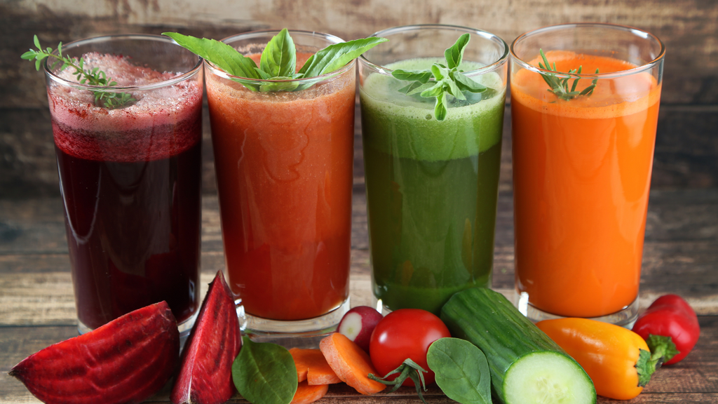 Top 10 Juicing Recipes for Weight Loss | Naturopress